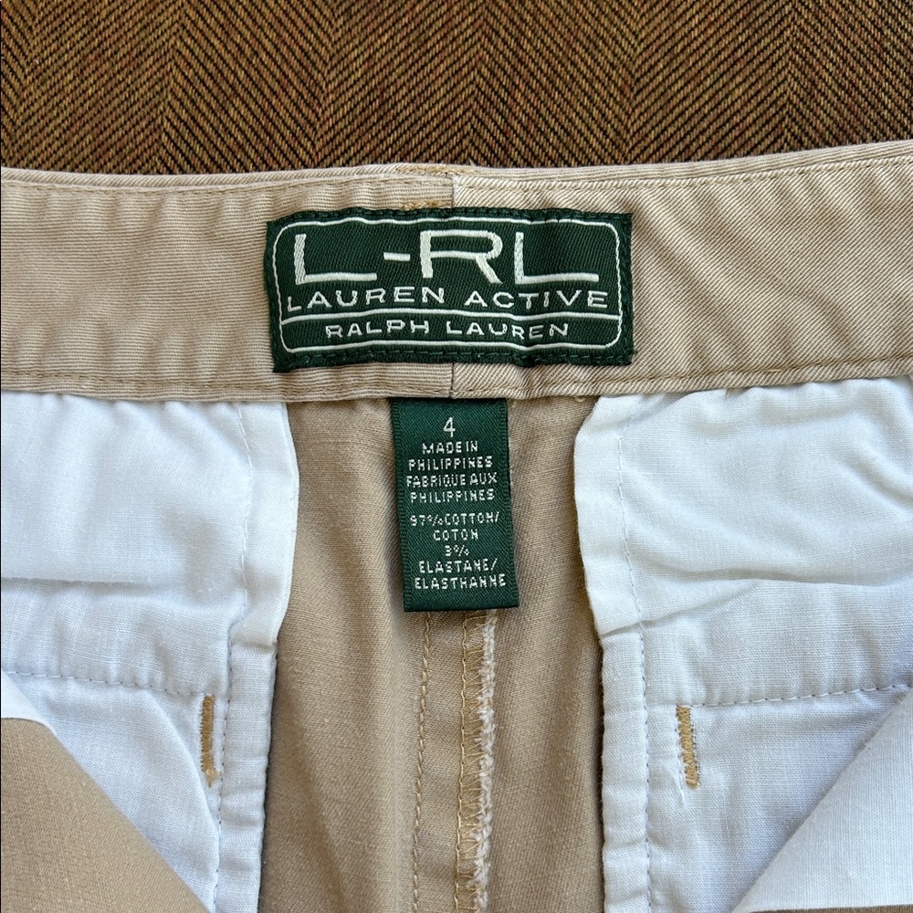 Ralph Lauren Kahki Women's Shorts - Picture 3 of 4